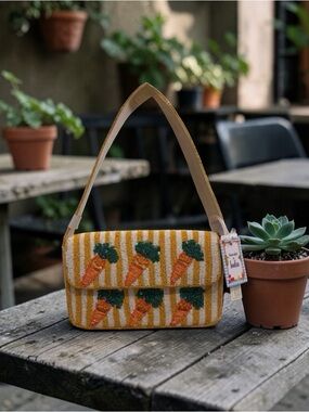 Beaded Carrot Design Shoulder Bag